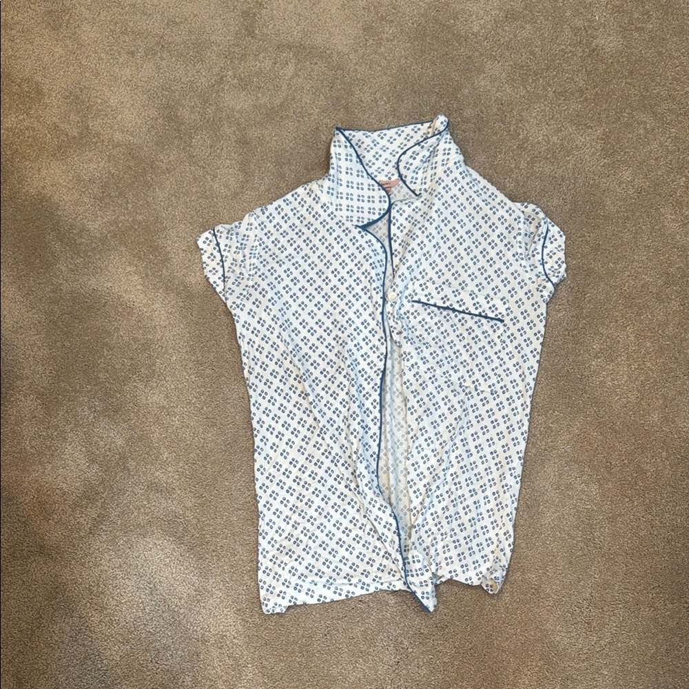 Eberjey Blue and White Patterned Top